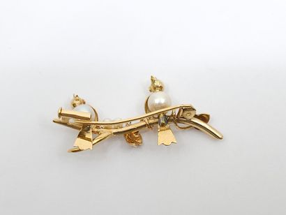 FRENCH WORK
Charming brooch in yellow gold...