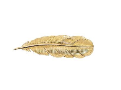HERMES PARIS
Leaf brooch in 750° yellow gold...
