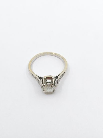 FRENCH WORK 
RING in 750° gold and platinum...