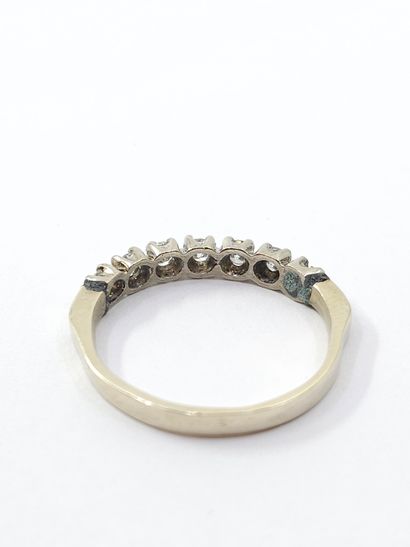 HALF-ALLIANCE in 750° white gold set with...