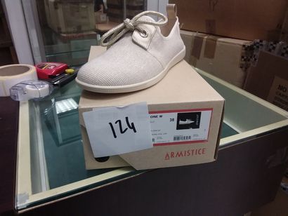 chaussure taille 38