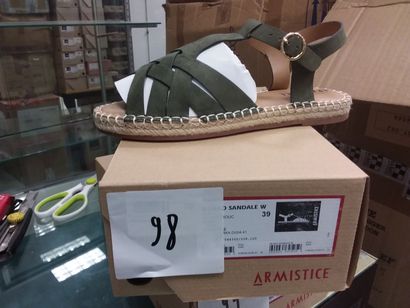 sandale taille 39