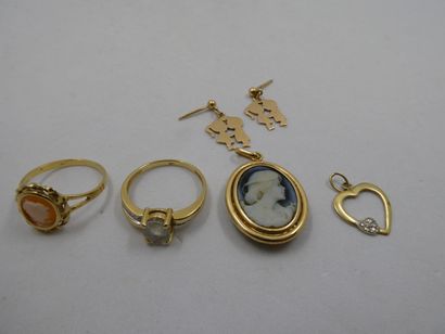 1 Pendentif Or 18kt et divers 3,39g camée...