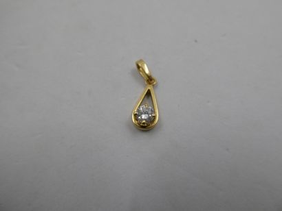 1 Pendentif Or 18kt et diamant 1,78g