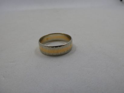 1 18kt 2-tone gold wedding band 3,12g