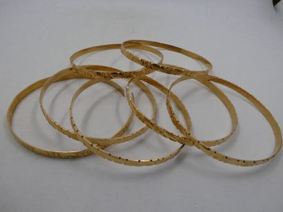 7 Bracelets 18kt Gold 89.17g damaged