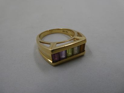 1 Ring 18kt gold and stones 7,50g