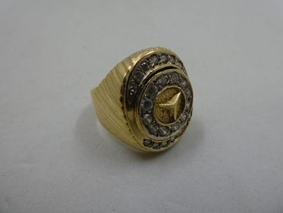 1 Bague Or 18kt et pierres 13,38g