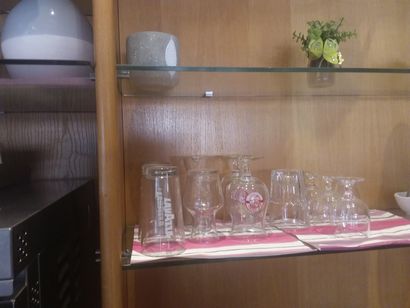 Lot de verres
Bibelots sécoratifs