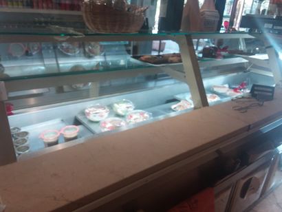 vitrine réfrigérée, service arrière