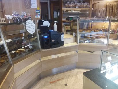 vitrines d'angle service arriere