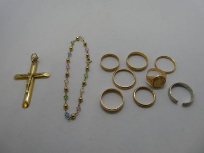 1 Croix Or 18kt 6,67g 1 Bague Or 18kt 3,40g...