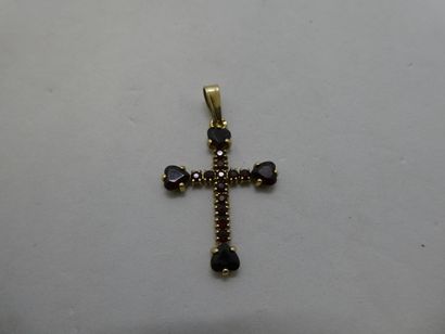 1 Croix Or 18kt et pierres 2,90g