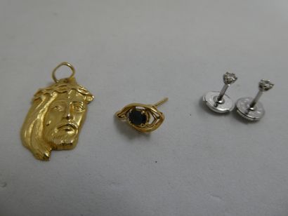 1 Pendentif Or 18kt 1,25g 1 Boucle Or 18kt...