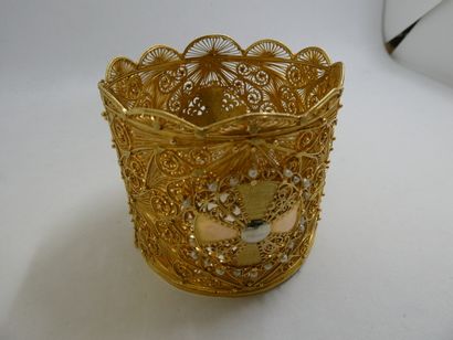 1 Bracelet Or 18kt et perles 94,51g