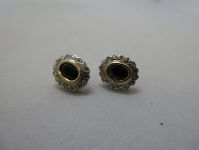 1 Paire boucles Or 18kt diamants et pierres...