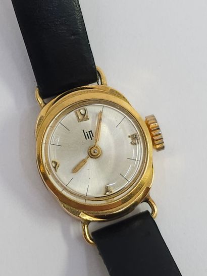 LIP 
Ladies' wristwatch, round case in 750°...