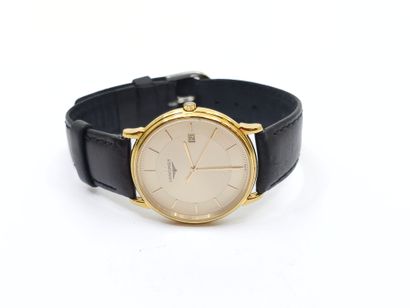 LONGINES
Les Grands Classiques
Montre bracelet,...
