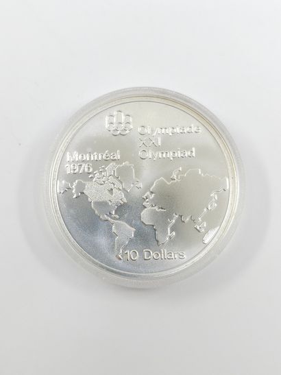 DIX NEUF PIECES en argent de 10 Dollars Canadien...