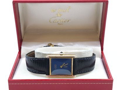MUST de CARTIER 
Montre bracelet de dame...