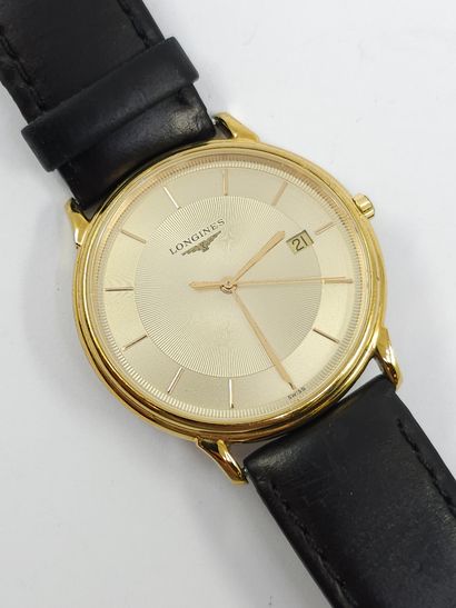 LONGINES
Les Grands Classiques
Montre bracelet,...