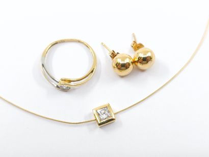 LOT comprenant : chaine maille corde accompagnée...