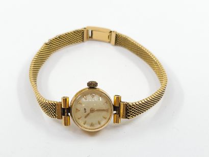 LIP 
Ladies' wristwatch in 750° yellow gold...