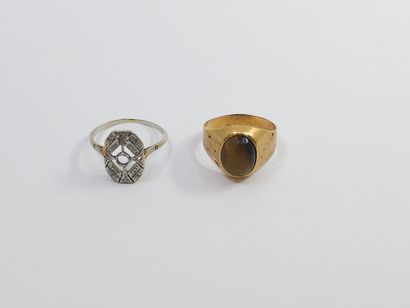 LOT including : 
Ring setting in 750° gold...