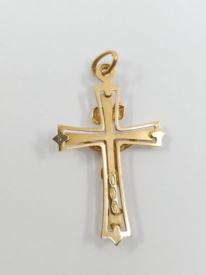 CROSS in 750° yellow gold 
Weight : 1,71...
