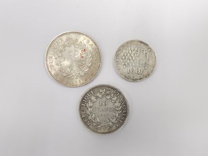SET OF SILVER Coins including :
Eight 50-franc...