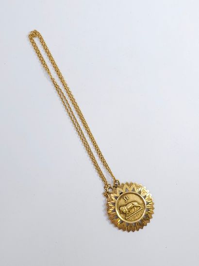 750° yellow gold CHAIN with yellow gold pendant...