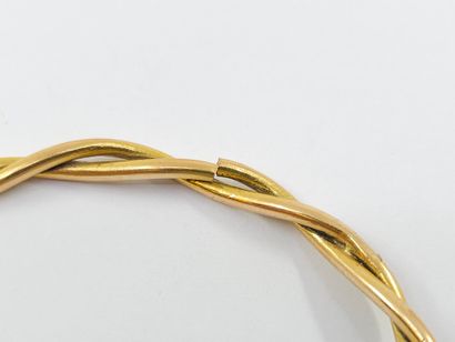 Twisted opening BRACELET 
Weight : 19,68...