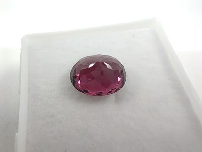 GRENAT purplish pink rhodolite VS Madagascar...