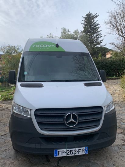 Véhicule MERCEDES BENZ Modèle Sprinter, de...