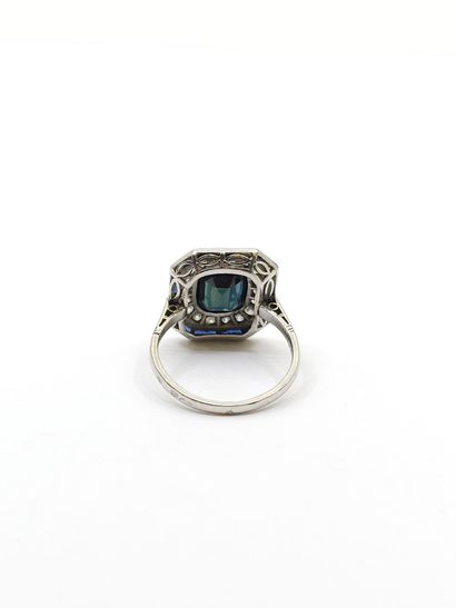 RING in 750° gold and platinum, octagonal...