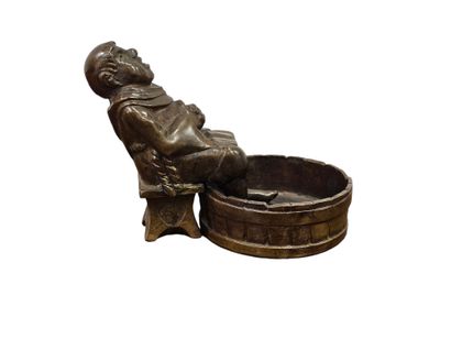 JP LEVERRIER (1922-1996)
Moine en bronze...