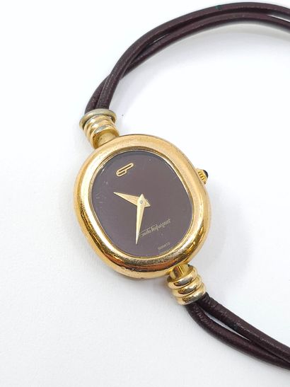 PEQUIGNET 
Montre bracelet, boîtier ovale...
