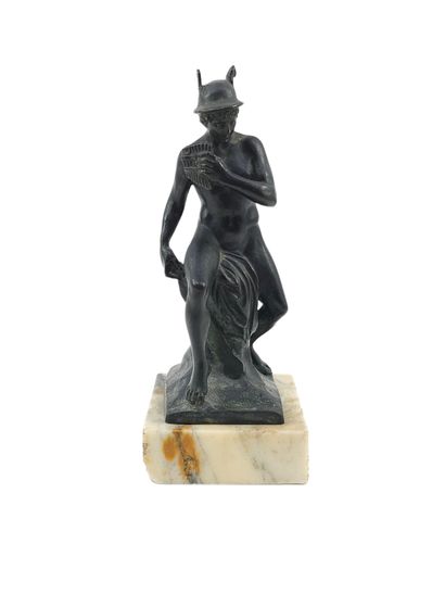 HERMES ET SA SYRINX
Bronze à patine verte...