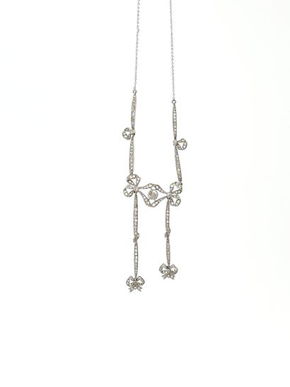 CHARMANT negligé necklace in gold and platinum...
