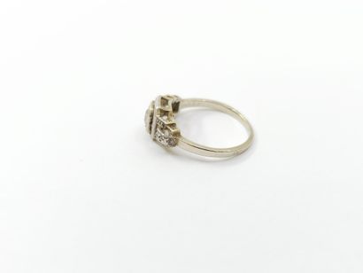 RING in 750° yellow gold and platinum set...