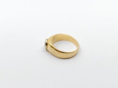 RING in two-tone 750° gold set with an old-cut...