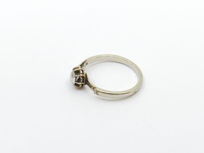 RING in 750° white gold set with an old-cut...