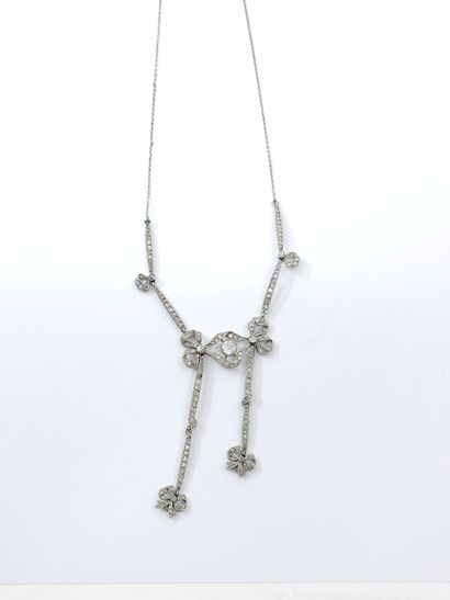 CHARMANT negligé necklace in gold and platinum...