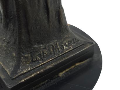LF MOREAU
Porte-montre figurant un aigle...