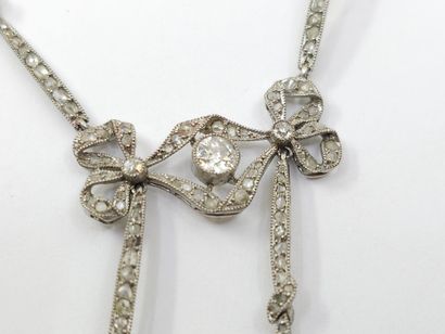 CHARMANT negligé necklace in gold and platinum...