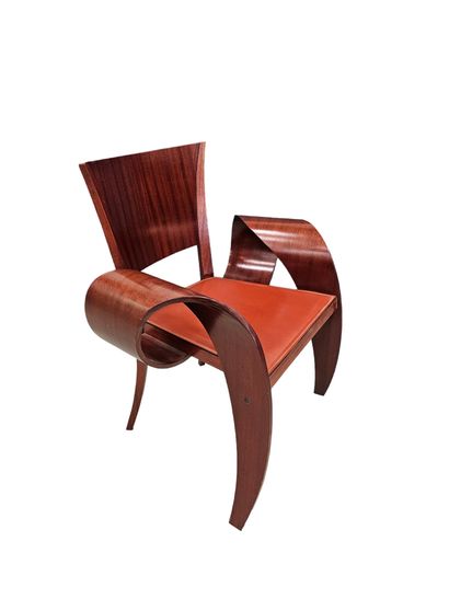 SAWAYA MORONI PATTY DIFFUSA 
Moulded plywood...