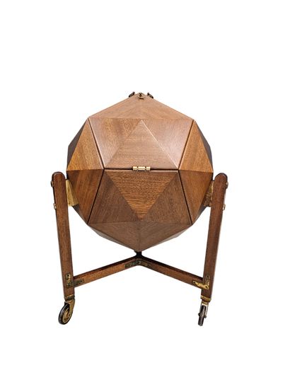 M. VUILLERMOZ (20th century). 
Polyhedral...