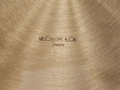 JAEGER LECOULTRE
ATMOS 
PLEXIGLAS CLOCK 
Ivory...