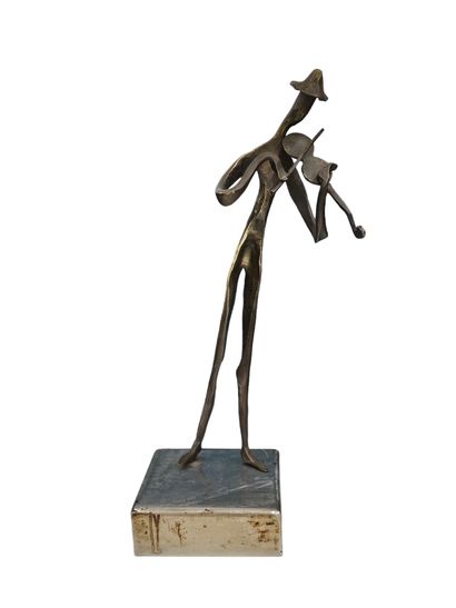 YVES LOHE
