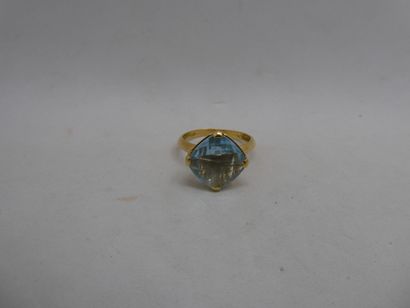 1 Bague Or 18kt et pierre 4,70g tour de doigt...